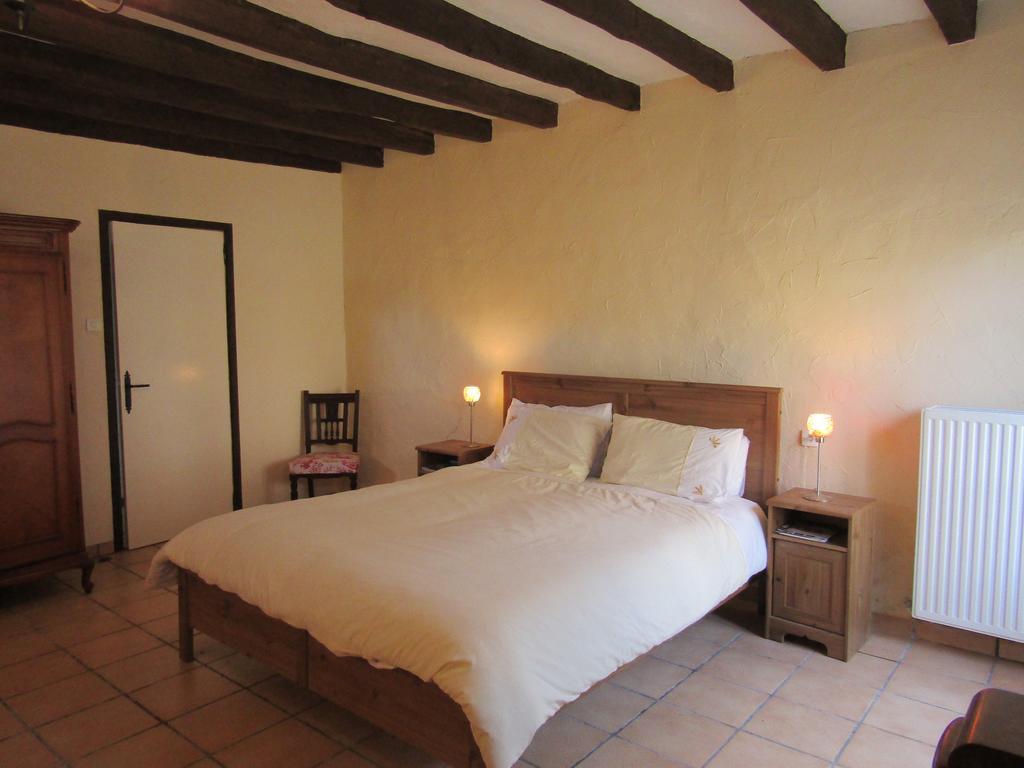 Bed and Breakfast Thesecretgarden-France Saint-Pierre-du-Lorouër Exterior foto